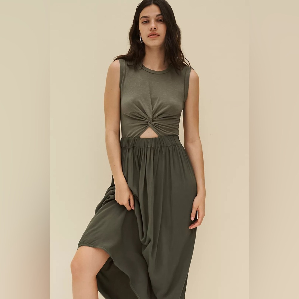 💚 Sundry Midi Mixed Media Dress in Olive 💚